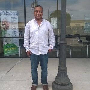 Meet your Posher, Devin